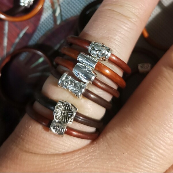 Ethnic ring