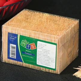 收纳盒;衣钩/挂钩;衣架