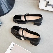 �ָ���Ƥ��Ů�L��׆�ЬŮ2025�¿���и����^���|�ٴ����Ь