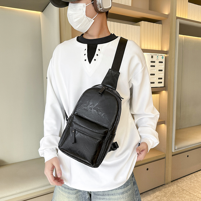 Bolso de pecho simple de alta gama sin tendencia de género 2025 primavera nueva moda casual todo-fósforo bolso de mensajero de cercanías