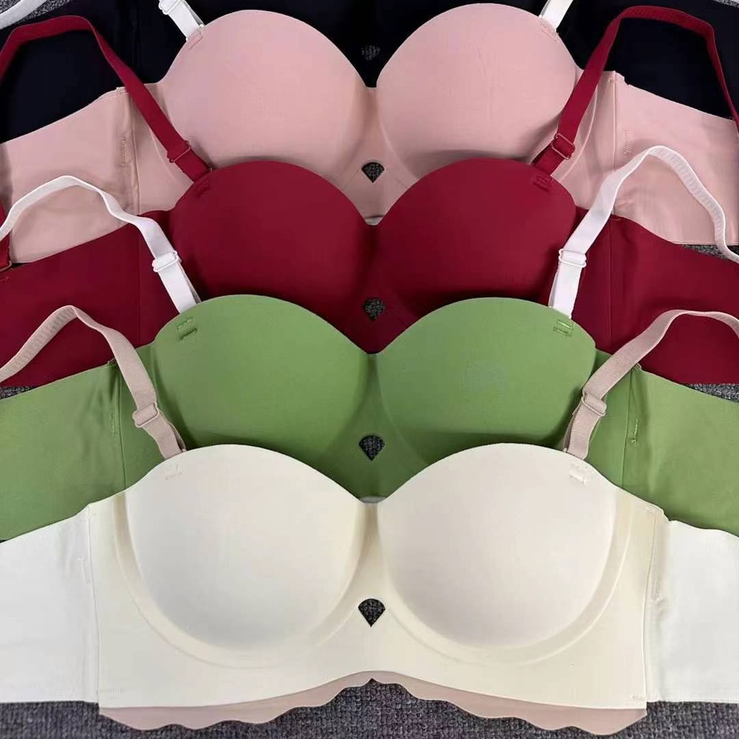 Nuevo brillante de verano sin marcas cómodas copas gruesas ropa interior sexy desnuda sensación de bra contra el pecho bra anti-prolapso