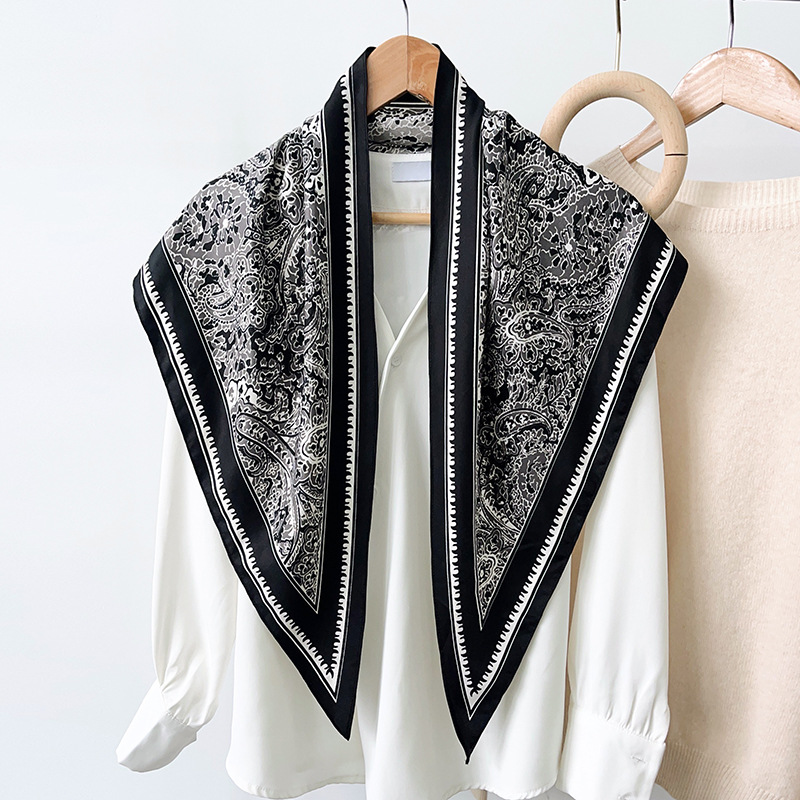 2025 nuevo estilo verano todo-fósforo cintura a juego camisa traje de mezclilla chal seda de sarga toalla triangular de moda fresca