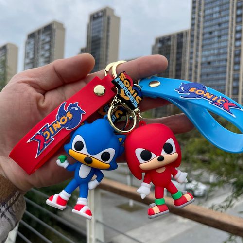 New cartoon Sonic the Hedgehog figurine keychain, couple's bag accessory, car keychain decoration gift
