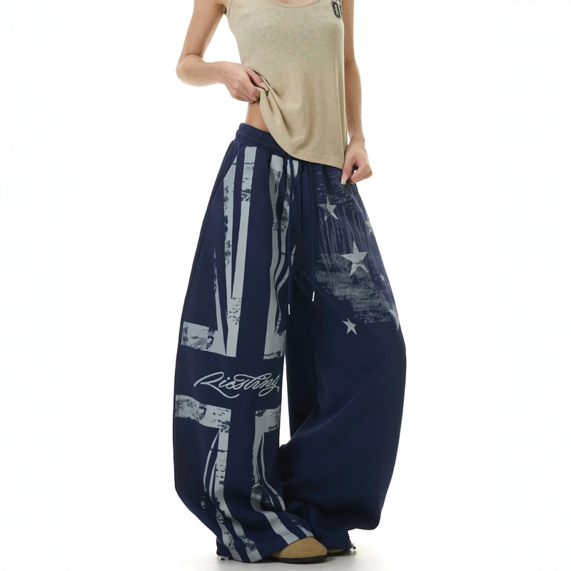 Trendy American high street style Union Jack flag print wide-leg sweatpants for men and women, loose casual streetwear floor-length casual pants for men Trendy American high street style Union Jack flag print wide-leg sweatpants for men and women, loose casual streetwear floor-length casual pants for men
