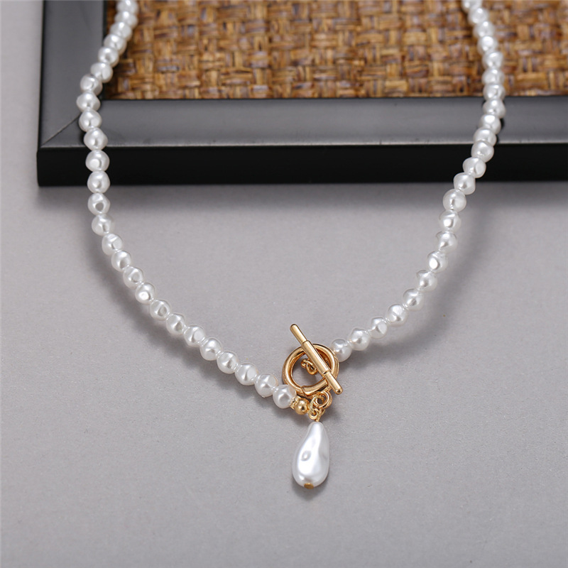 wholesale fashion pearl pendant OT buckle stitching alloy necklace Nihaojewelry