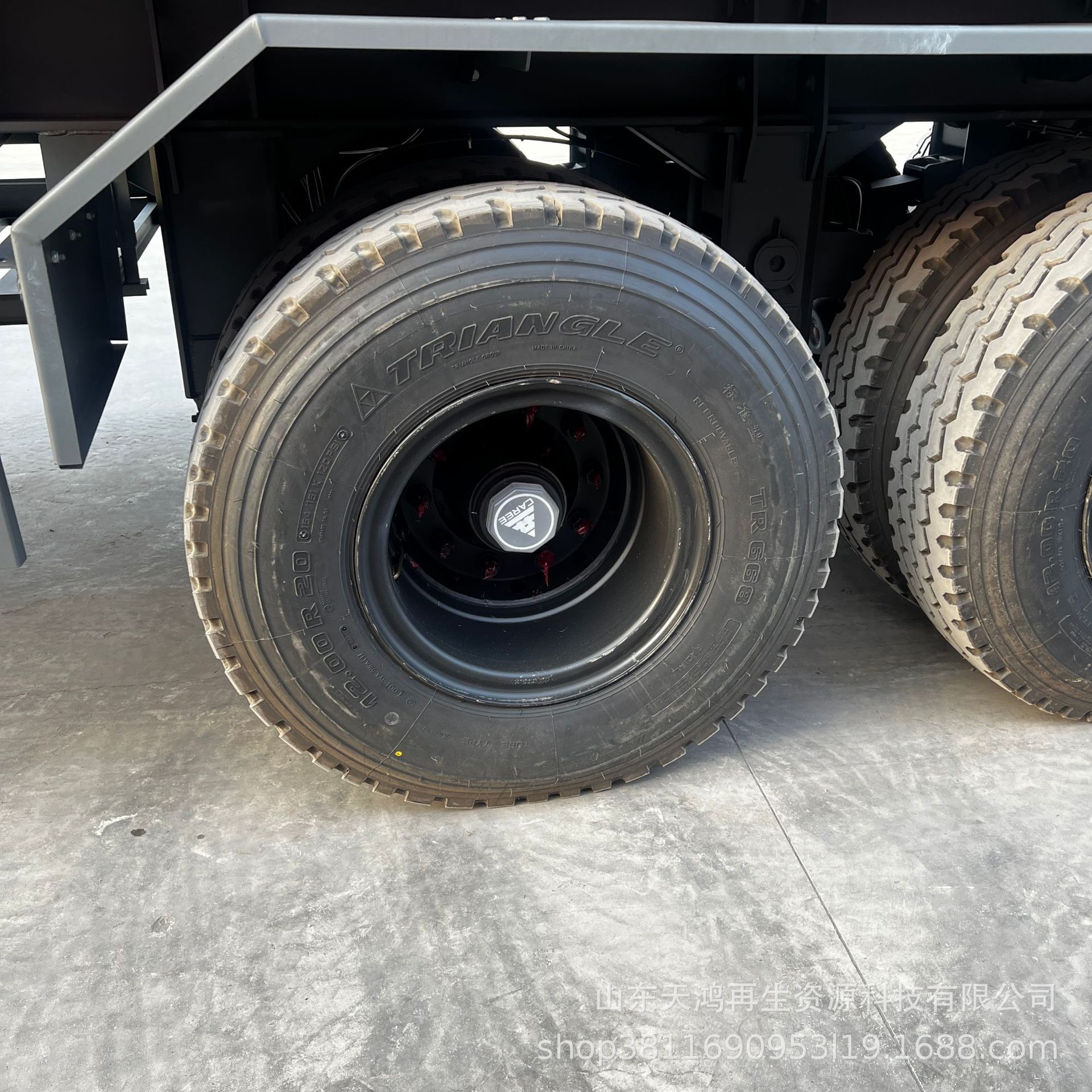 Source Factory Cross-Border Export to Guinea U-Shaped Rear-Dump Dump Truck Howo Tractor Trailer Semi-Trailer