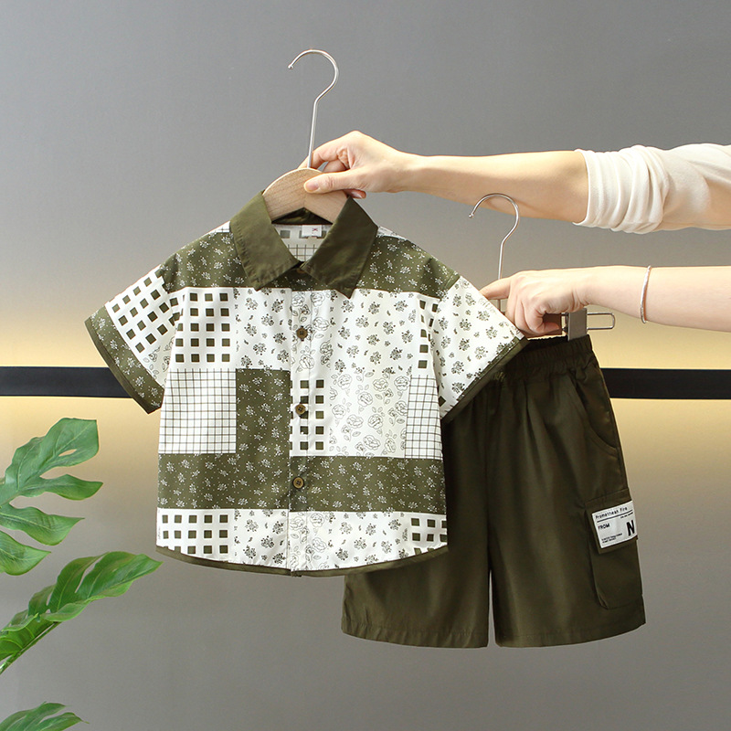 7866 traje de verano para niños 2025 nuevo estilo para niños camisa de moda estilo occidental pantalones cortos ropa de verano de dos piezas de moda