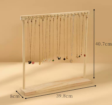 ֱ��ʵľ����չʾ�ܴ��ë�����Ҽ�������Ʒ�Ҽ��������γ��м���