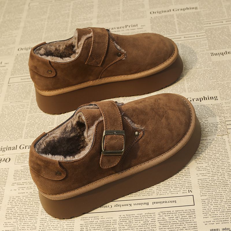 Botas de nieve de fondo grueso para mujeres 2024 invierno nuevos zapatos de algodón de un pie del noreste con lana gruesa calentamiento zapatos burken
