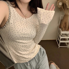 碎花长袖正肩T恤女秋季韩系甜美修身显瘦内搭打底衫独特别致上衣