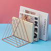 Creative Simple Metal Triangle Book Furniture Home Desktop Book Book Storage House 9 Book Newspaper Magazine Stand -up