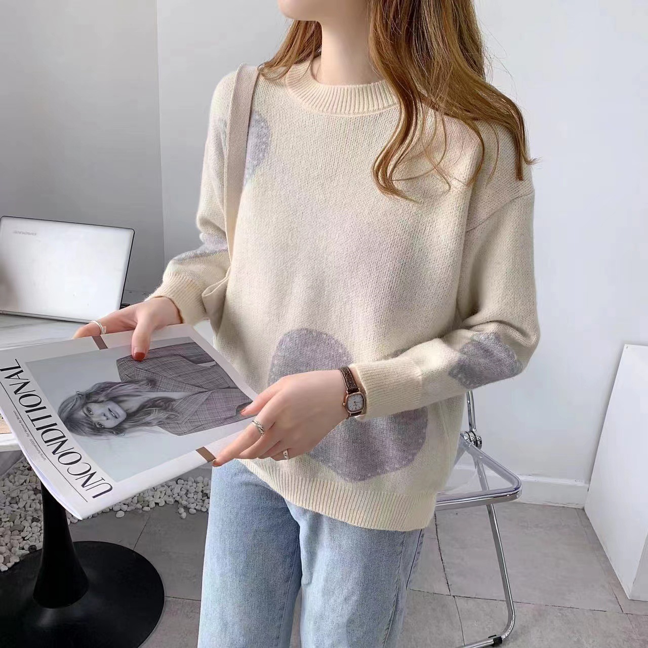 Loose Round Neck Stitching Knitted Sweater NSFYF113716