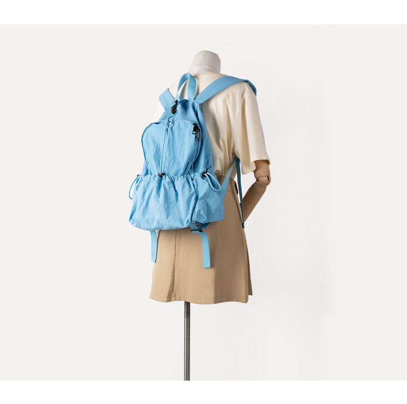 2024 Sommer neuer koreanischer Nischenrucksack mit großer Kapazität und gefaltetem, leichtem Nylon-Freizeit-Pendler-Reiserucksack_voghion.com