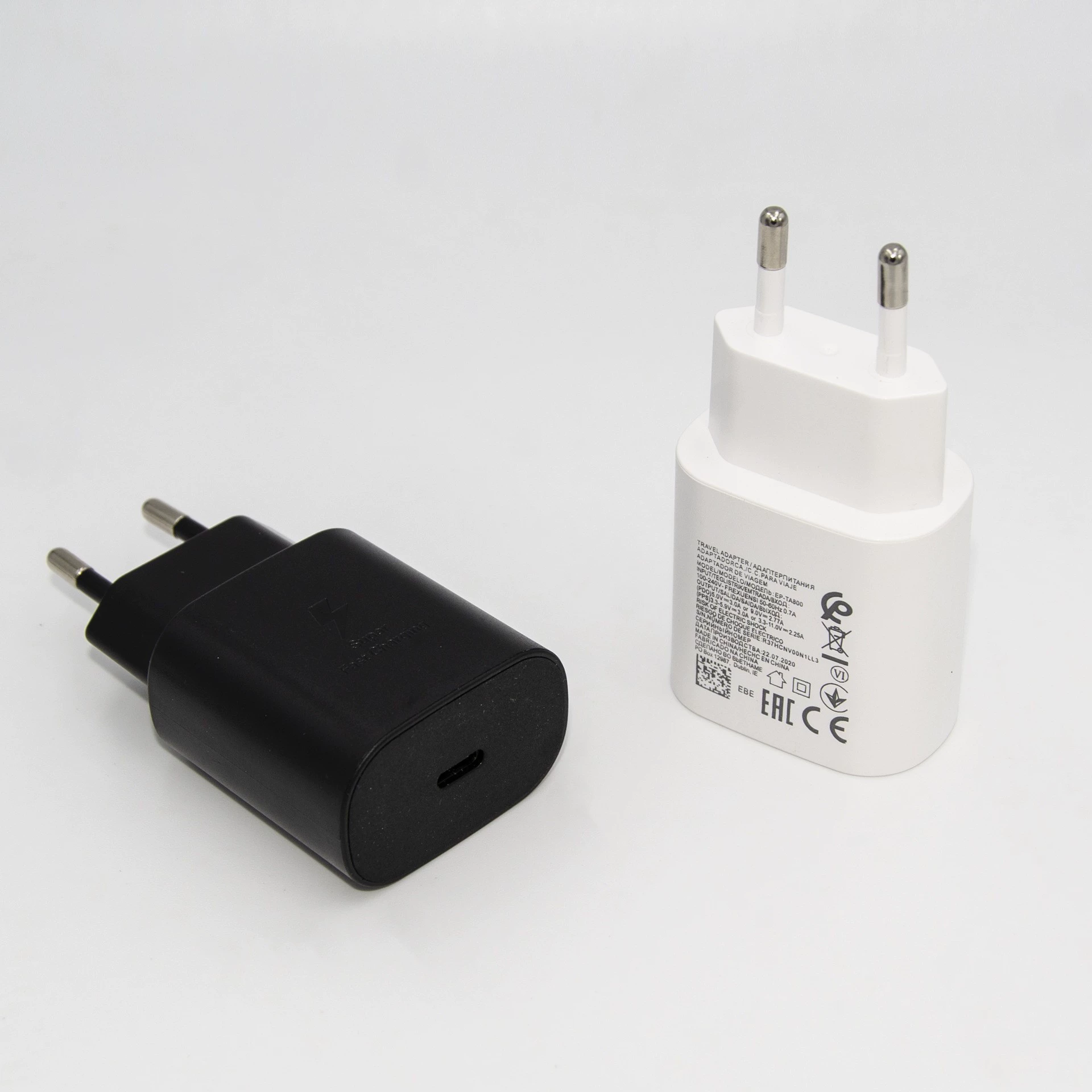 Подходит для зарядного устройства Samsung 25W s22/s21FE/s20+ для мобильного телефона Fold3 сверхбыстрая зарядка Note10/8 flash charge
