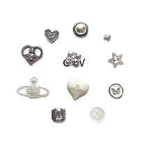 �¿�ʧ�����ǺϽ�����m��crocs����ЬЬ��DIY�l�A������b�