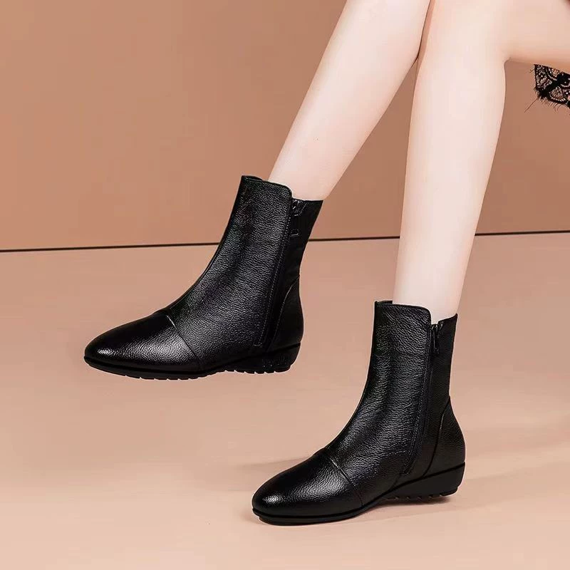 Внешняя торговля оптом минималистский сапоги Martin 2024 новые боковые молнии с наклоном на мягкое лицо кожаные сапоги женские европейские и американские сапоги