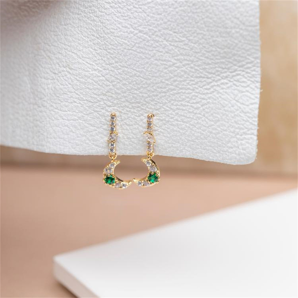 Pendientes De Luna De Estrella De Moda Europea Y Americana, Pendientes De Cobre De Circón Verde Para Mujer display picture 4