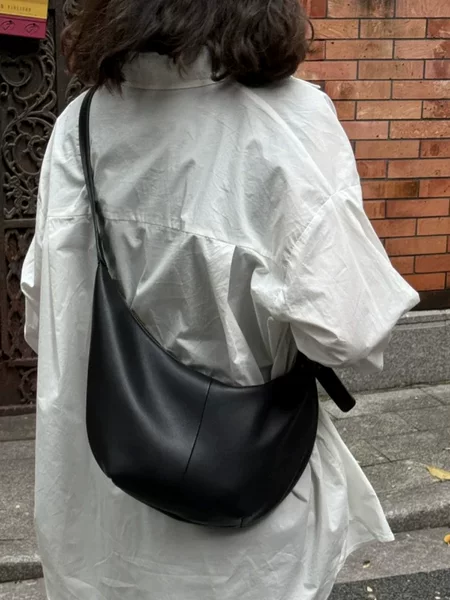 2026 Versatile Minimalist Lazy Style Dumpling Soft Leather Underarm Bag Niche High-End Commuter Shoulder Bag Crossbody Bag