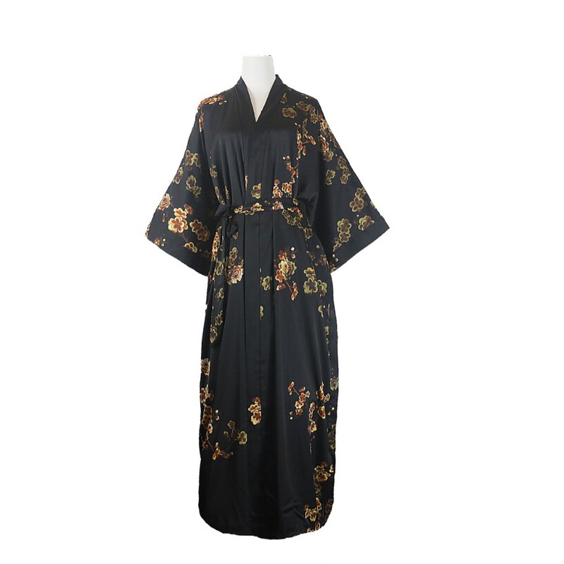 Ice Silk Nightgown Women's Summer Cross-border New Silk-like Shade Bathrobe Hand-painted Crane Long Cardigan Kimono Bathrobe Ice Silk Nightgown Women's Summer Cross-border New Silk-like Shade Bathrobe Hand-painted Crane Long Cardigan Kimono Bathrobe