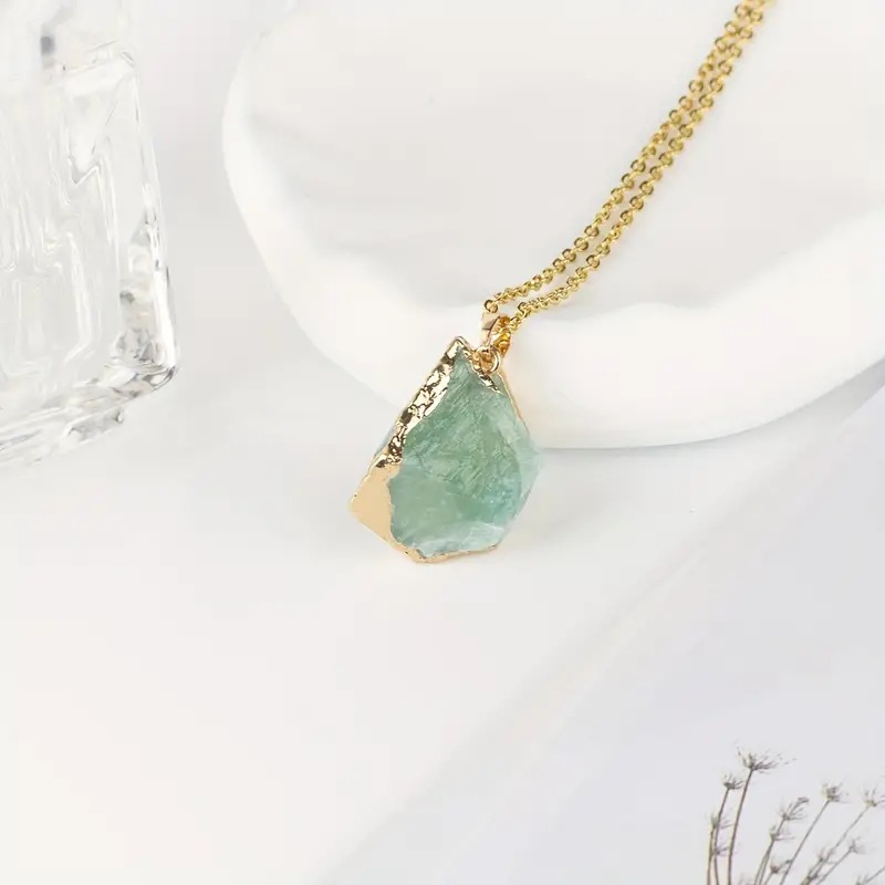All Seasons Season Women's Gender 1 Piece Alloy Natural Stone Crystal Irregular Pendant Necklace