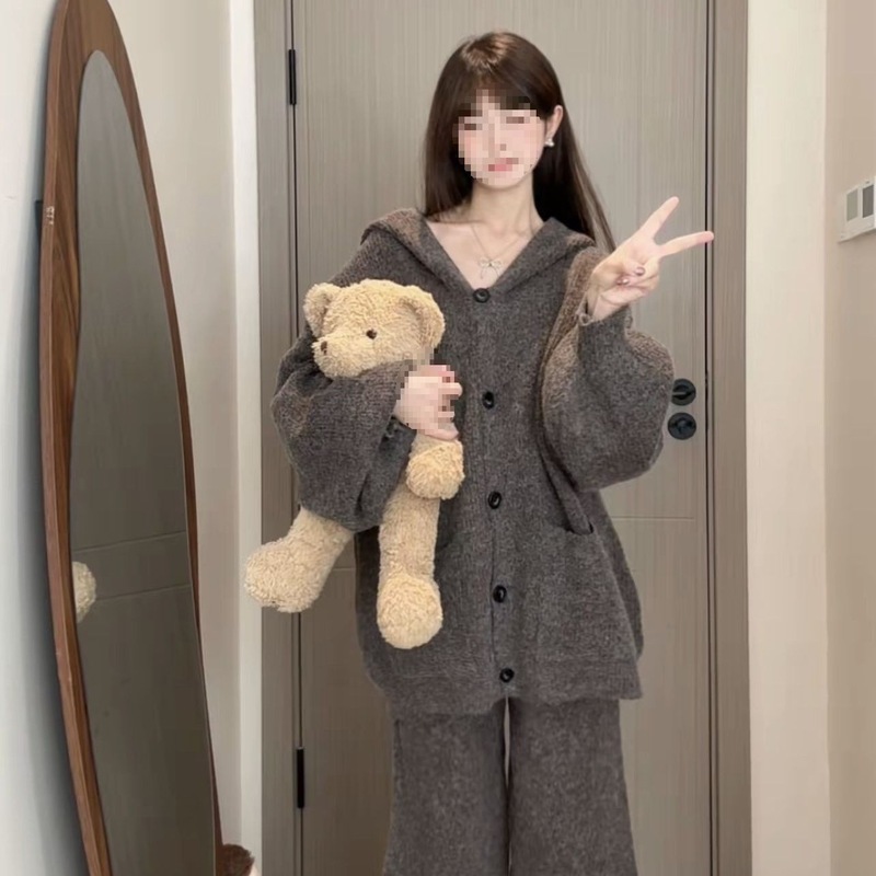 濮院毛衫厂 2025秋冬新款复古慵懒宽松连帽新款简约休闲两件套女|undefined