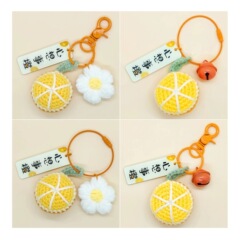 Hand-knitted Orange Heart's Wish Keychain Pendant Gift Box for Students, Best Friends, Souvenirs, Matching Gift