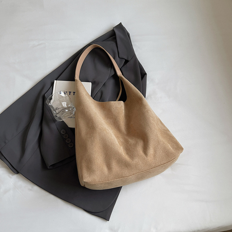 Estudiantes de clase de gran capacidad bolsas de mano para mujeres 2024 nueva moda simple bolsas de hombro casuales bolsas de mujer