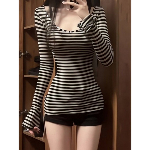 Gentle Wind Striped Long-Sleeve Women's Spring Top for Layering, Slim-Fitting Base Shirt with Unique Design, Exquisite and Stunning Upper Body Top