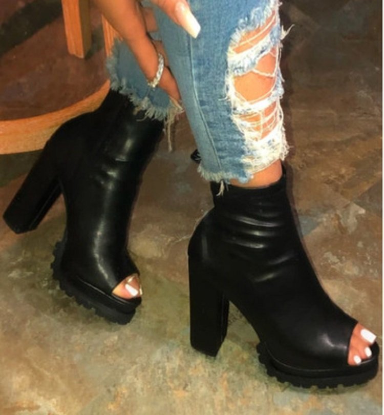 Damskie stringi Outdoor Skórzane Szybkoschnące_voghion.com