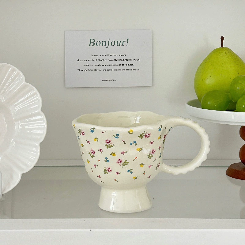 Ceramic Retro Floral Mug, High-Value Handled Cup, 300 ml, Footed Breakfast Cup