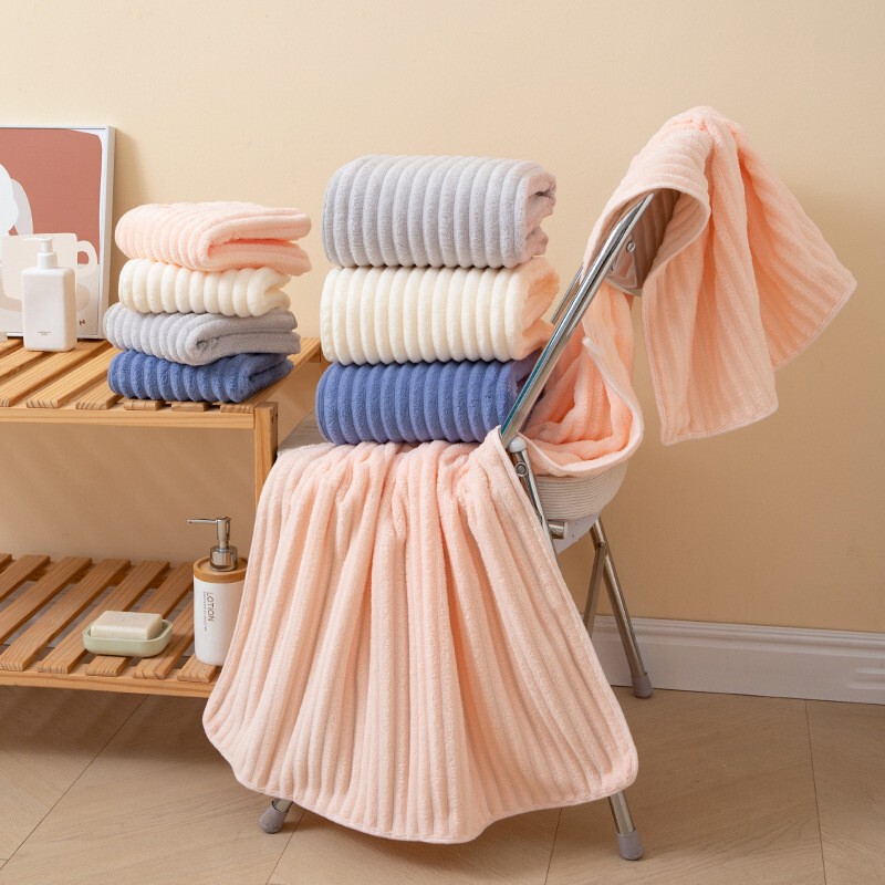 Coral Velvet Towel Manufacturer Wholesale Thickened Face Towel for Home Daily Use Not Easy to Shed Hair Absorbent Candy Corduroy Bath Towel