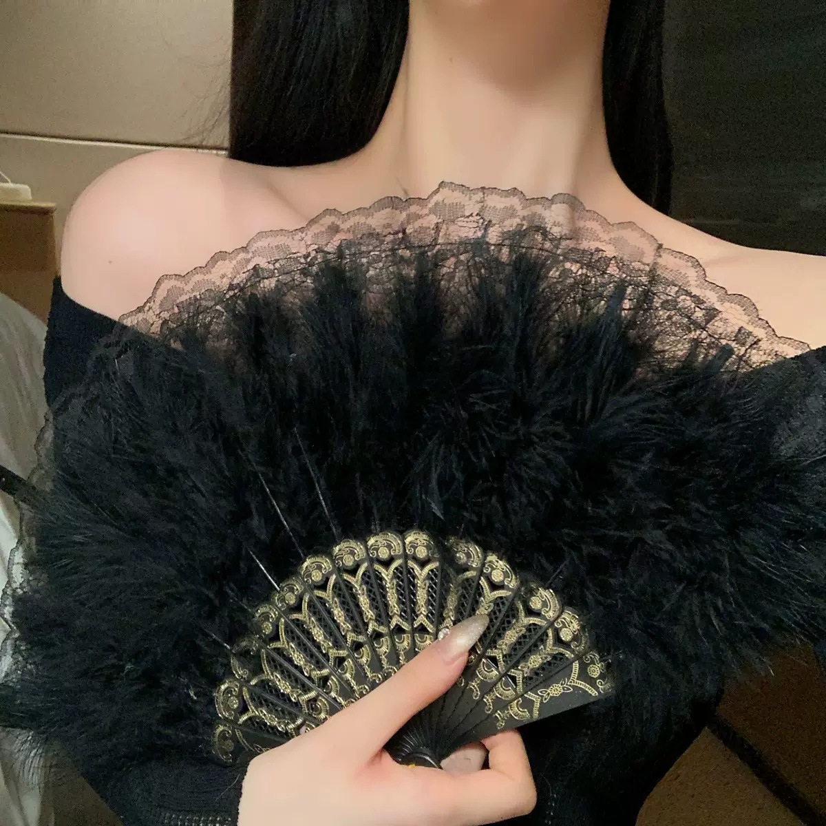 Ancient style feather fan, cheongsam, women's runway, folding fan, Hanfu, New Year's black lace fan, dance fan, retro Chinese style