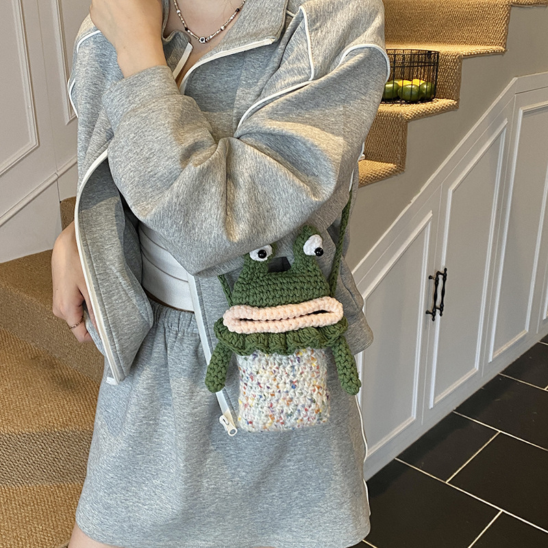 Caricatura rara, ranas feas, bolsos de hombro para niños y niñas, bolsos de gancho hechos a mano para niños, bolsos de mochila de otoño y invierno nuevos bolsos para niños