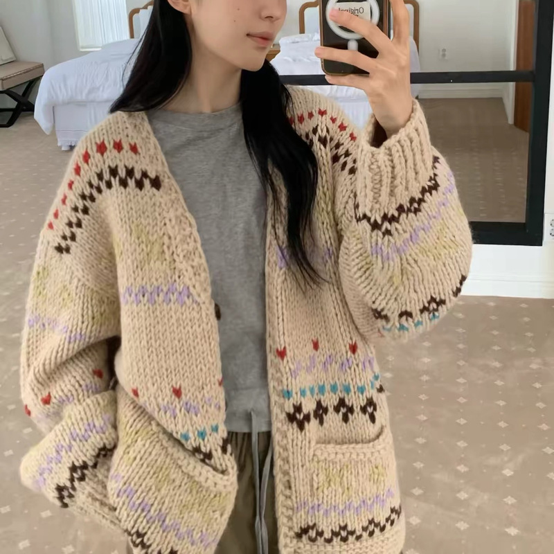 Now Available in 26 New Colors, Dongdaemun Fully Handmade Thick Cardigan Jacket, Loose-Fitting Cardigan Now Available in 26 New Colors, Dongdaemun Fully Handmade Thick Cardigan Jacket, Loose-Fitting Cardigan