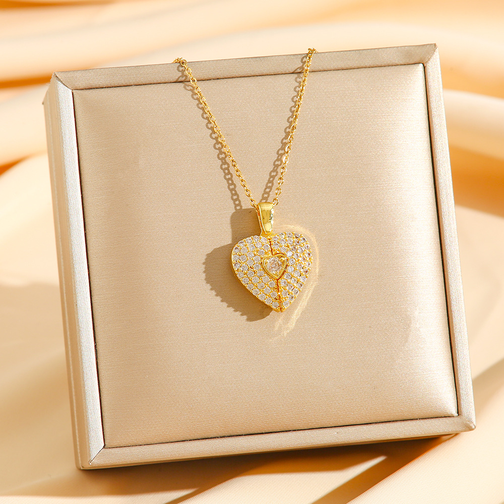 Open Heart Pendant Necklace In Titanium Steel With Full Diamond Inlay_voghion.com