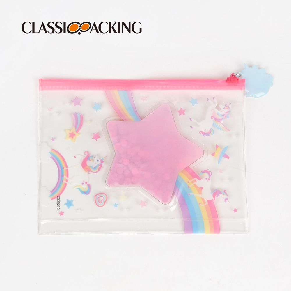 Fábrica al por mayor bolsa de almacenamiento PVC patrón de dibujos animados bolsa de cremallera multi-funcional niña corazón impermeable bolsa cosmética portátil