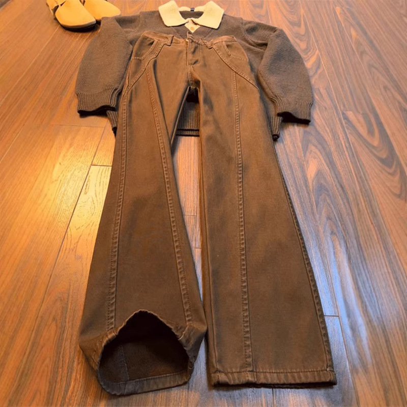 Men's American Retro Washed Denim Jeans with Diagonal Cut, Cleanfit Workwear Pants in Maillard Coffee Color