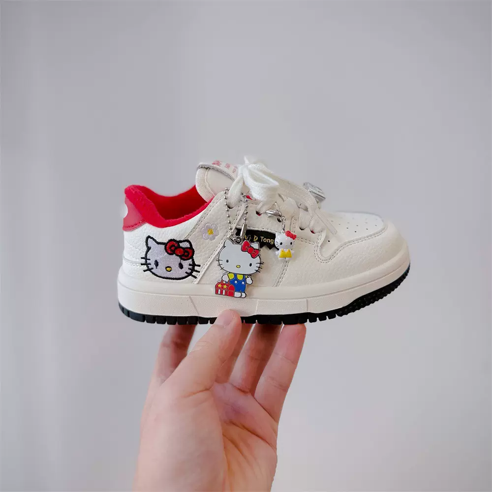 2026年春季新款童鞋男童时尚卡通运动休闲鞋韩版洋气百搭女童板鞋