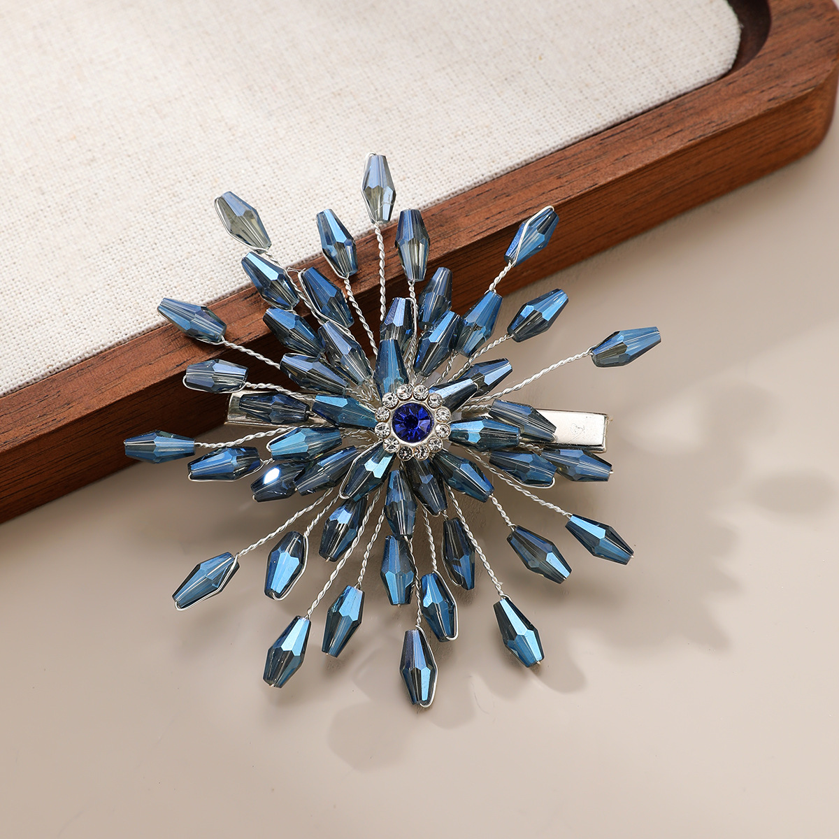 13g Weight Hair Clip Hair Accessories Type Artificial Crystal Inlay Material 1 Piece Quantity Casual, Date Occasion Copper Material Flower Pattern All Seasons Season Women's Gender Lady, Modern Style Style Lady Modern Style Women's Flower Copper Artificial Crystal Hair Clip 7