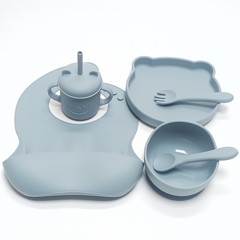 Amazon hot selling silicone baby feeding suit silicone bowl fork spoon Cup complementary food suit source manufacturer