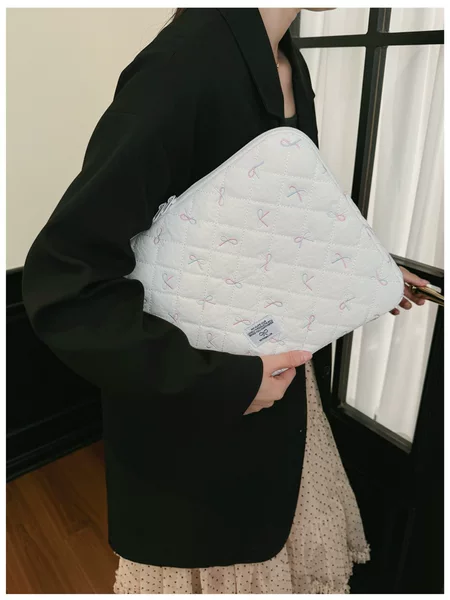 Korean Ins Tablet Computer Bag Storage Bag with Cute Diamond Embroidery Bow 11/13/ 15inch Notebook Protection