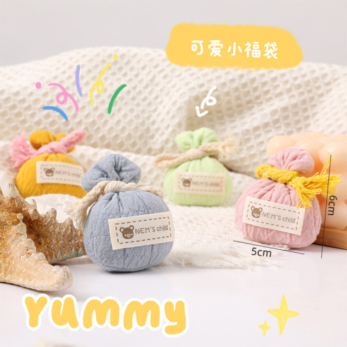 Cute lucky bag brooch wholesale student school bag pendant pin jewelry diy clothing accessories hairpin fabric accessories