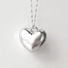 现货彩妆粉色蓝色白色爱心钥匙链diy粉盒塑料眼影带镜带铝盘