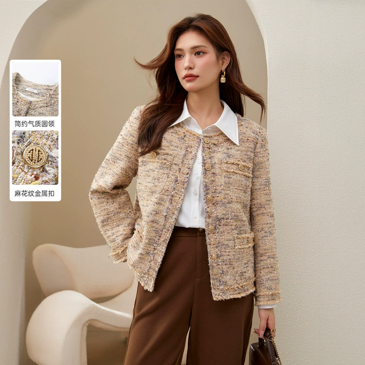 Цветное шоу большого размера женская элегантная леди темперамент блестящий шелковый твидный модный пальто жирный mm2024 зимний новый стиль