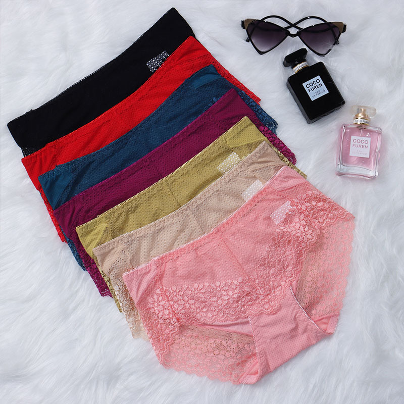 少女性感蕾丝透明内裤