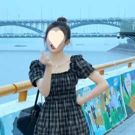 法式格子连衣裙子胖mm显瘦方领气质高级感大码女装夏季2025年新款