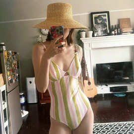 新款条纹连体泳衣女士时尚串珠法式甜美度假约会海边夏日穿搭泳装
