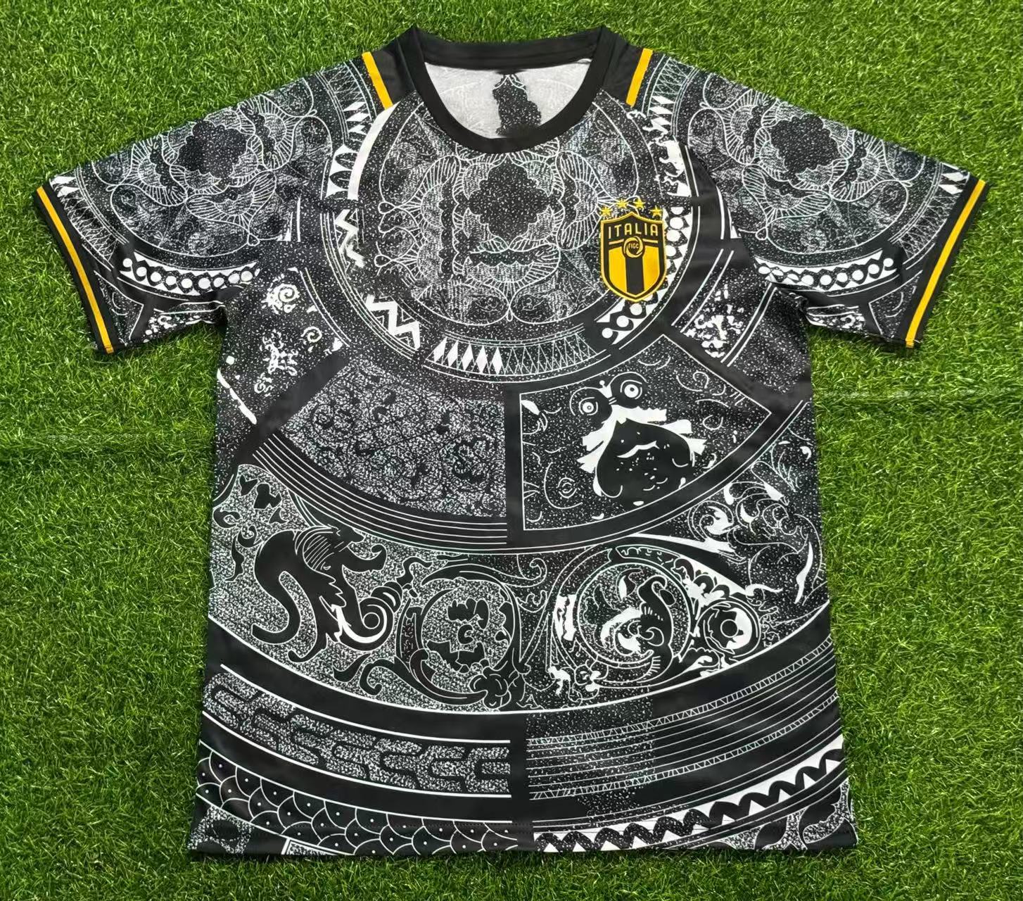 Una generación de uniformes de fútbol, nuevos uniformes de entrenamiento, camisetas, Italia AC, Barcelona, Real Madrid, Brasil, Japón, Ajax