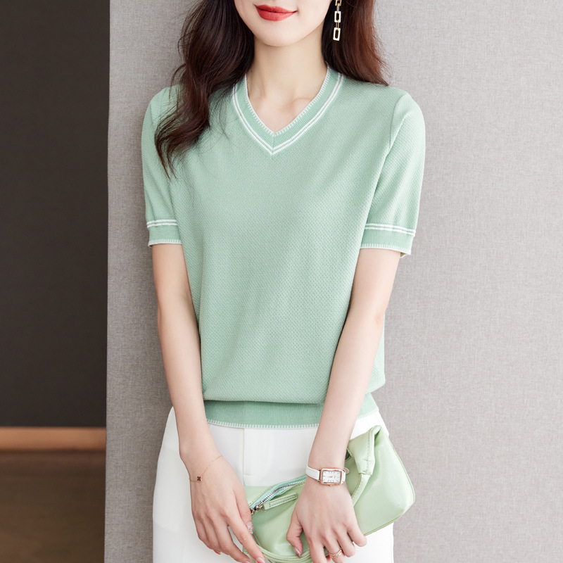 Counter Ice Silk Short-Sleeved T-Shirt for Women Summer New High-End V Neck Slim Elegant Elegant Knitwear Chic Top