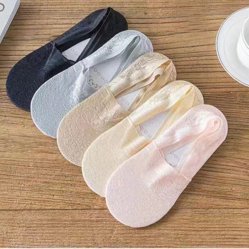 Satin lace ankle socks women's shallow mouth invisible silicone non-slip non-slip heel sweat-absorbent Ice Silk summer thin socks Satin lace ankle socks women's shallow mouth invisible silicone non-slip non-slip heel sweat-absorbent Ice Silk summer thin socks